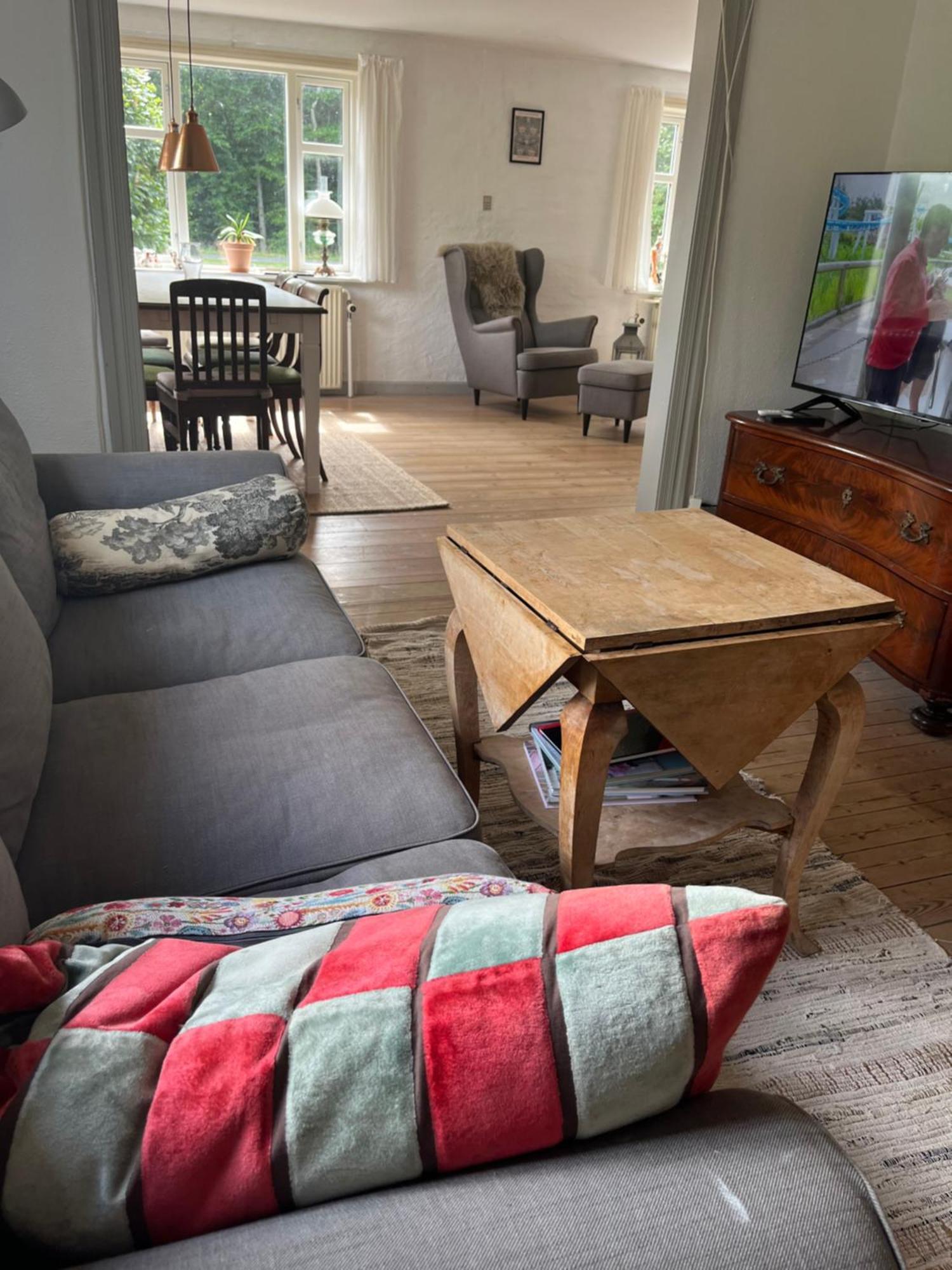 Roligt Landhus Holiday home *